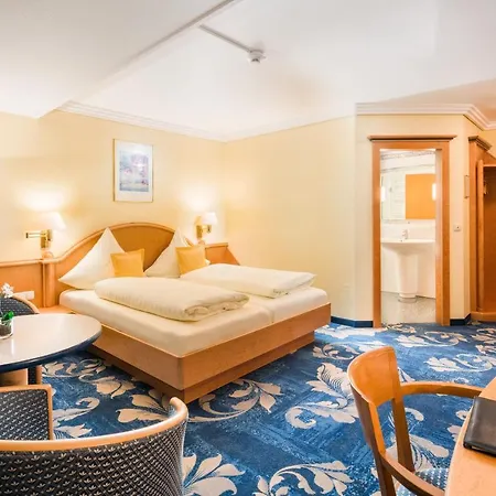 普兰奈格阿瑟曼酒店 普拉内格