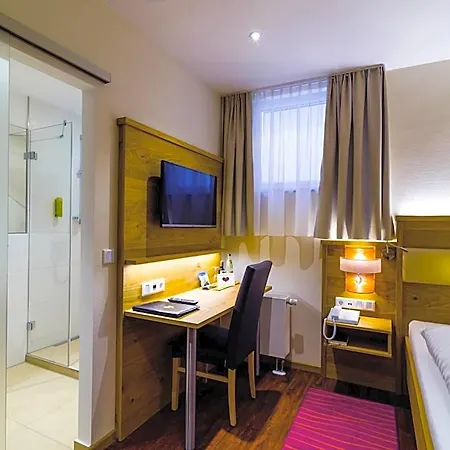 Asemann Hotel 3*