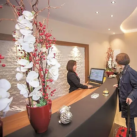 Asemann Hotel 3*