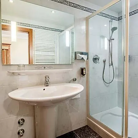 Asemann Hotel 3*