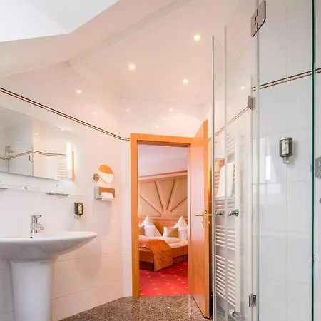 Asemann Hotel 3*